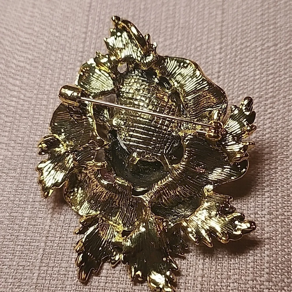 New Multi Rhinestone Flower Brooch - Picture 8 of 12